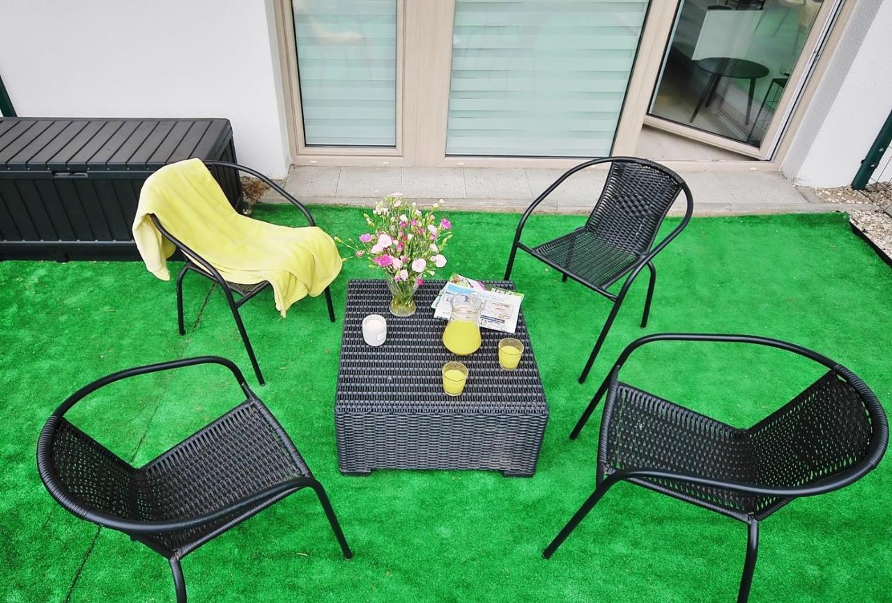 Onholiday Apartamenty Baltycka Kołobrzeg Exteriör bild